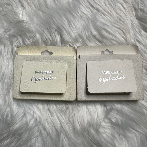 Paper Self Lashes - Picture 2 of 6